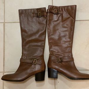 High light brown Franco Sarto boots